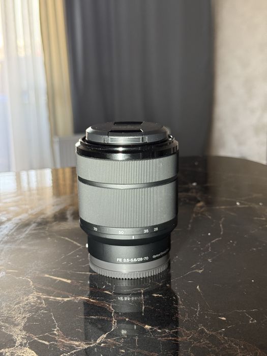 Sony 28-70 новый Продам или обмен на портретник