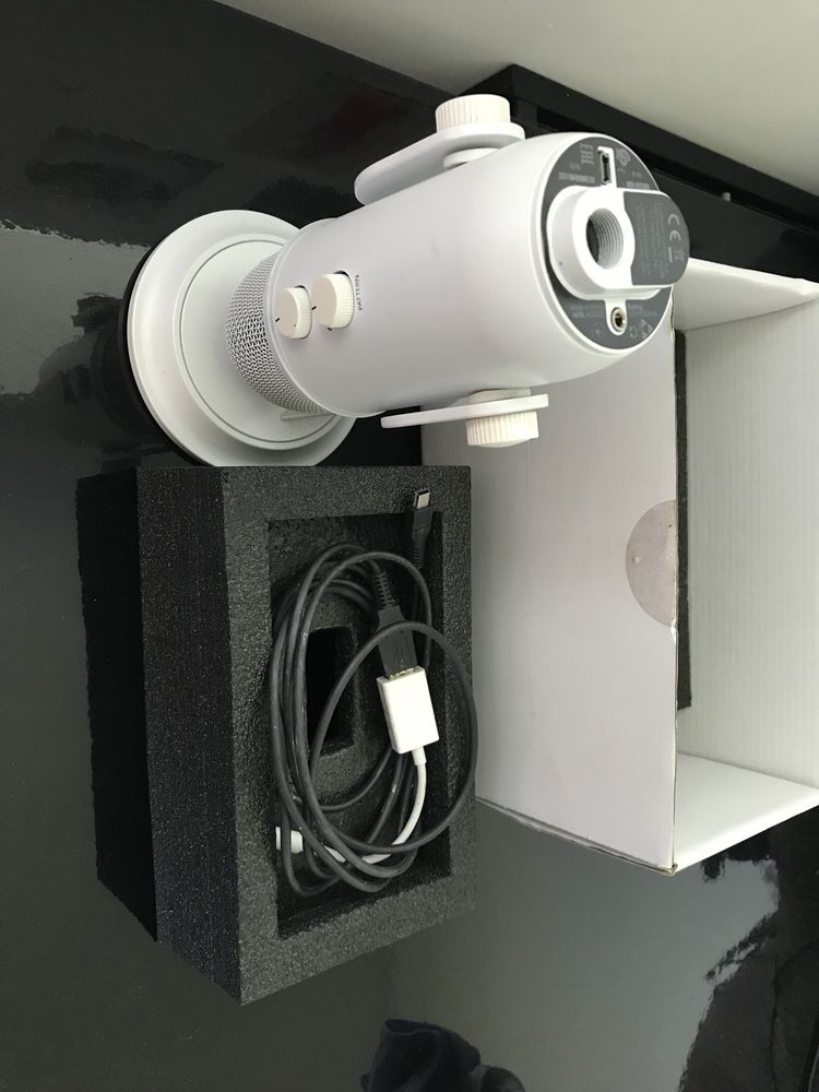 Microfon Blue Yeti