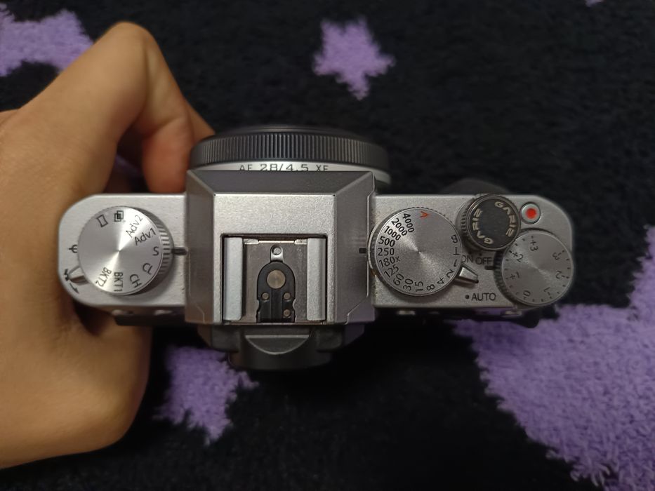 Fujifilm X-T10 plus 3 obiective și husă