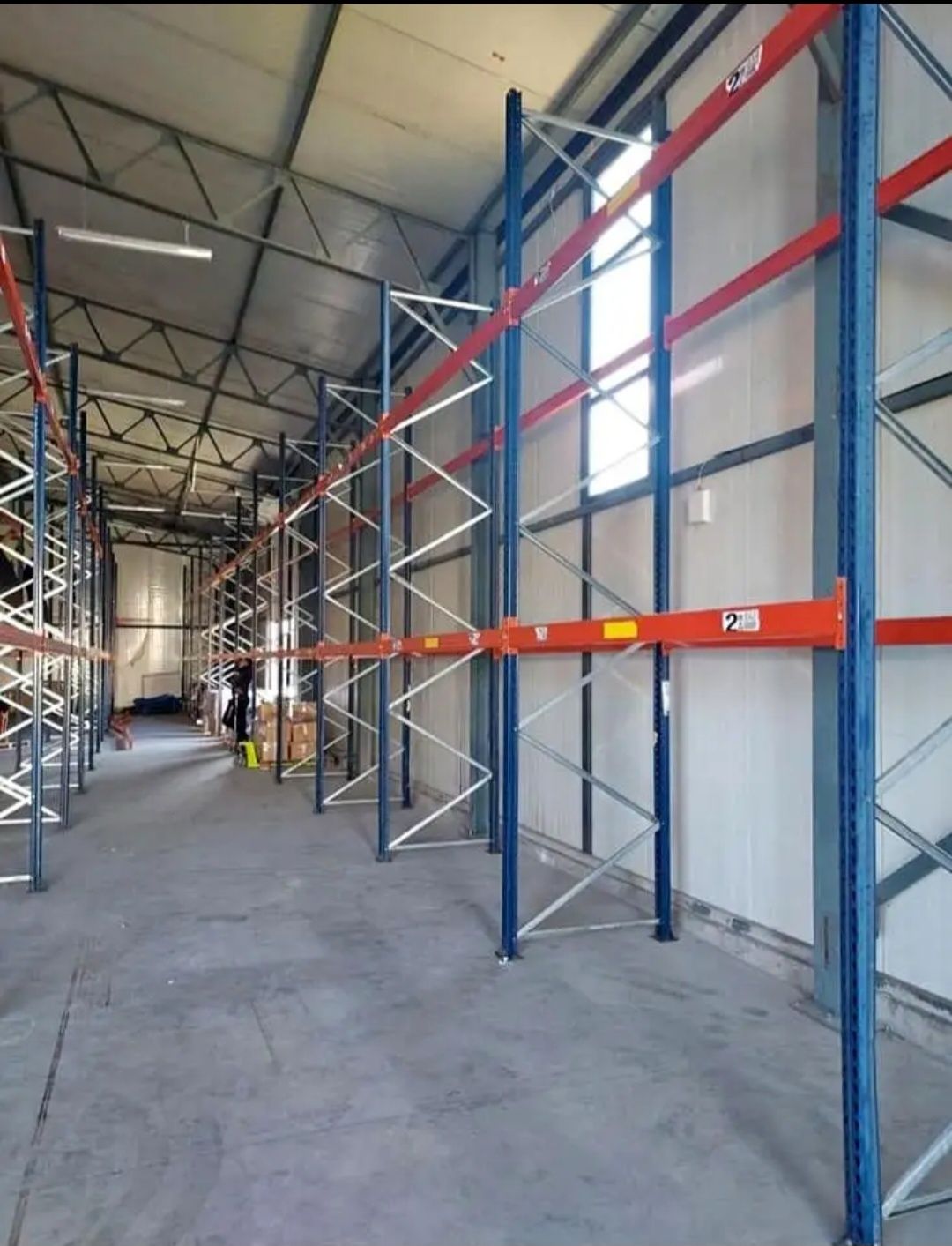 Rafturi metalice profesionale la diferite dimensiuni
