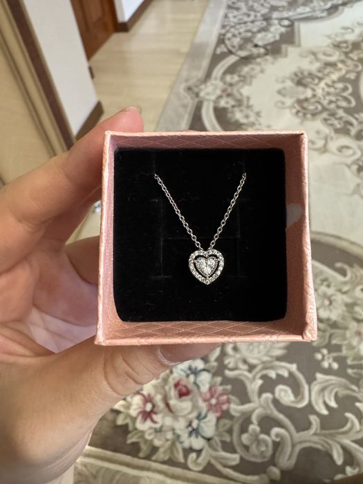 Украшения колье.    …