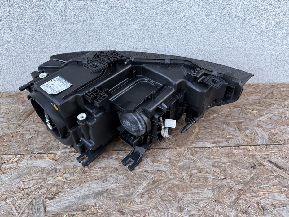Far stanga Audi A5 8T Facelift Xenon + Led Original Europa