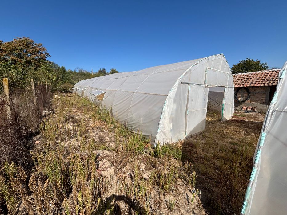 Продавам оранжерии