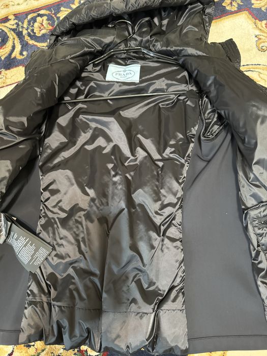 Geaca prada originala