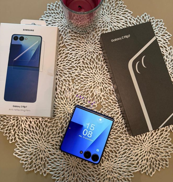 Telefon mobil Samsung Galaxy Z Flip7, 12GB RAM, 512GB, 5G, Blue Shadow