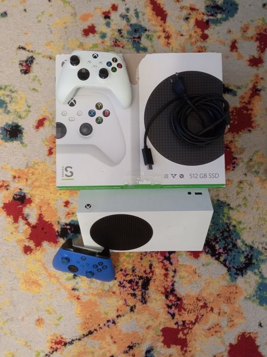 Xbox S + volan Hori