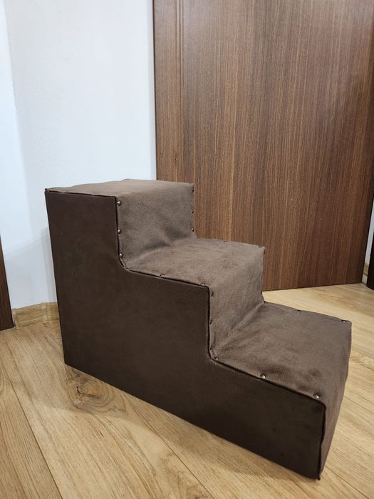 Vand scarita pentru catei