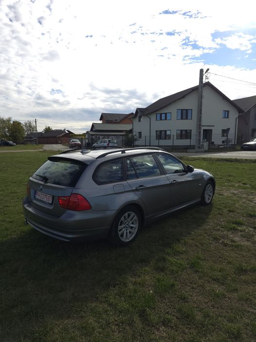 BMW 318D 143 CP E91 LCI 2010 E5
