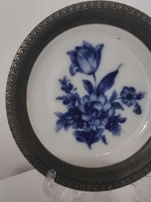 Farfurie cu flori cobalt