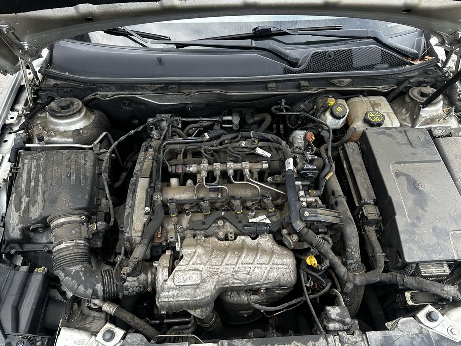 Dezmembrez opel insignia a facelift 2.0 automat