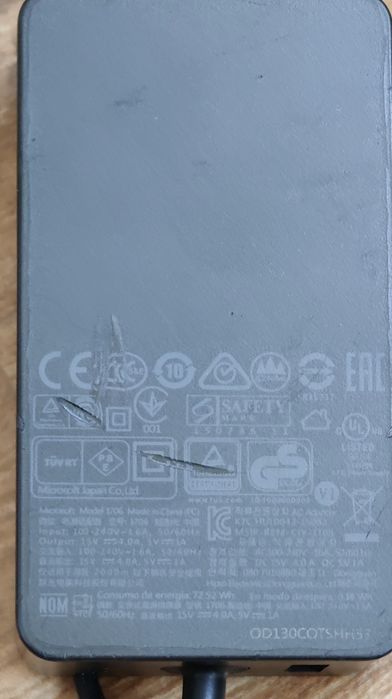 Încărcător laptop microsoft surface