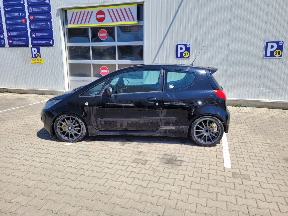 Mitsubishi colt CZT