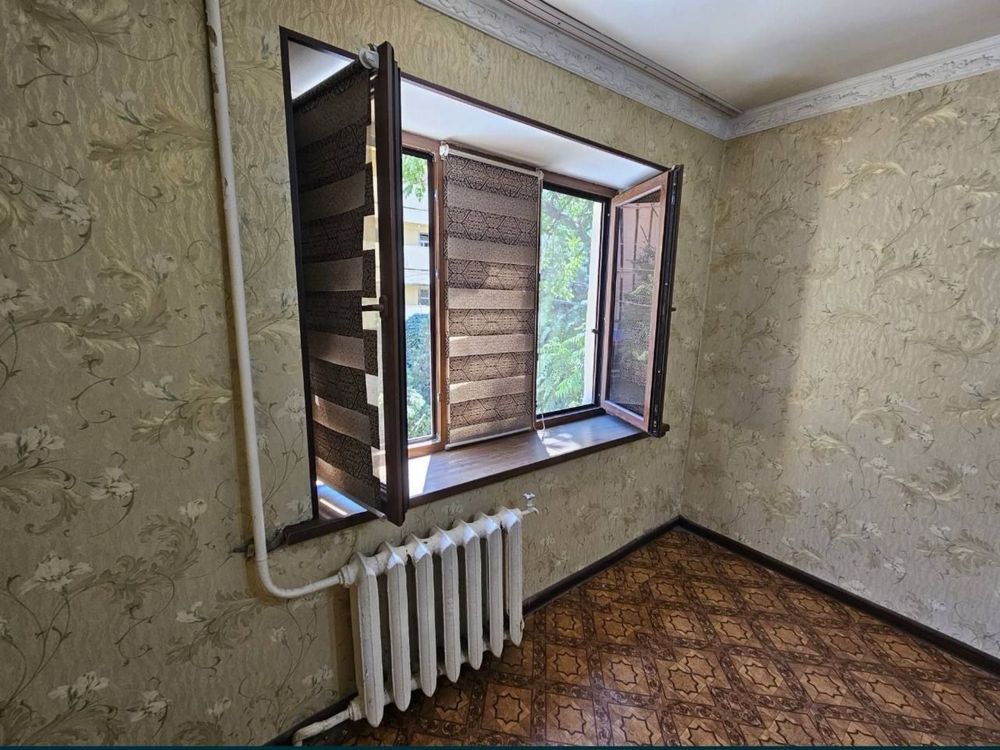 ПРОДАЕТСЯ квартира 1/2/5, 26м2, кирпич, Юнусабад Бадамзар, Тату лицей