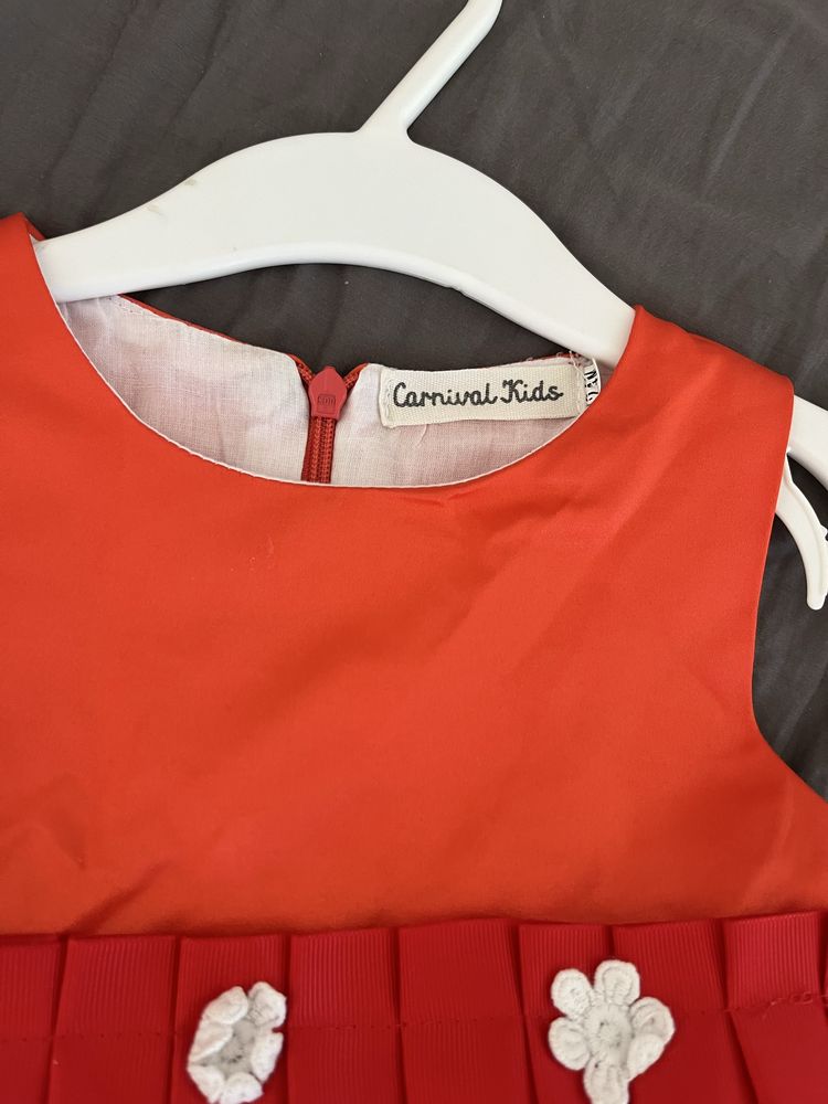 Рокля на Carnival kids. 24м