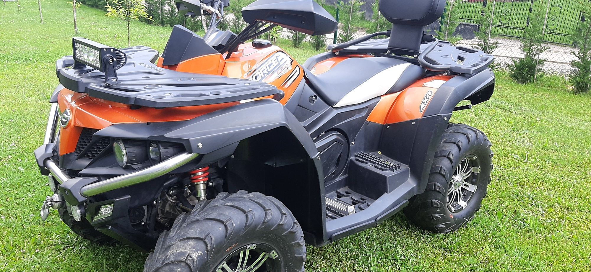 Vând atv cf moto 550cc 4x4