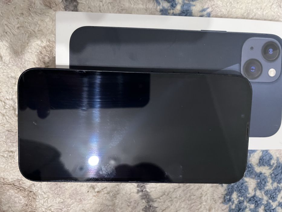 Айфон 13        .