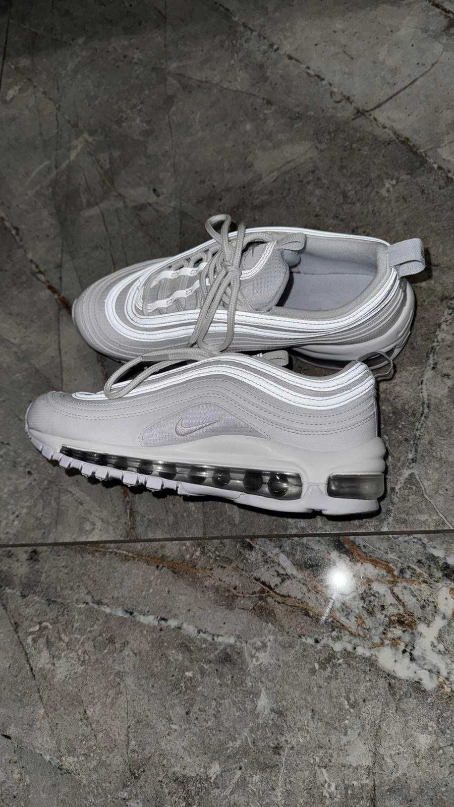 Дамски маратонки Nike 97