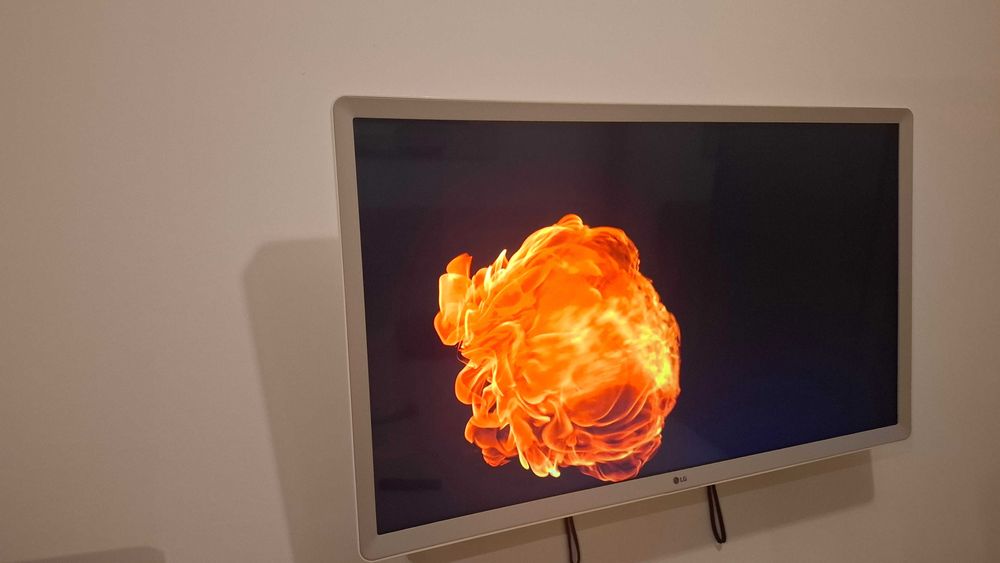 TV LG 32LK6200PLA perfect funcțional 80CM