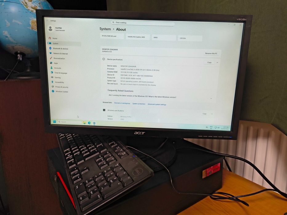 Sistem de calcul I5 FUJITSU + monitor ACER