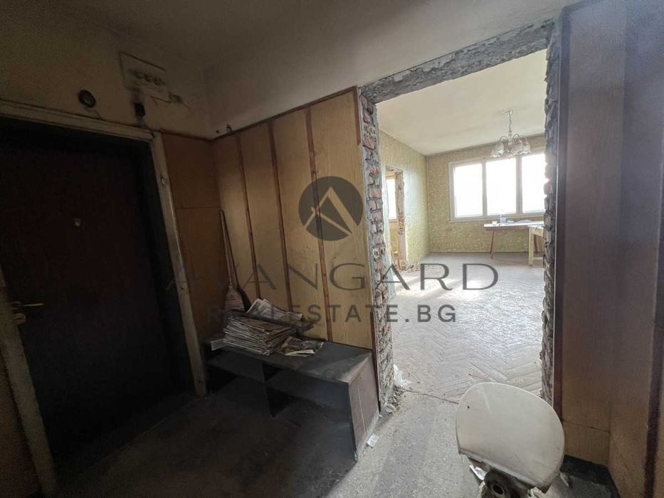 Продава се Тристаен апартамент в Пловдив, Център - 74 кв.м за 1283 €/кв.м - Снимка #8