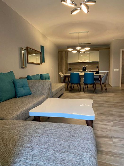 Дава се под наем Двустаен апартамент в Бургас, Славейков - 68 кв.м за 178.5 € - Снимка #2