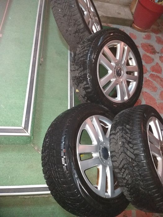 Jante Orig. Vw Golf Passat r 17 , 5x112  echipate M+S 215 45 r17