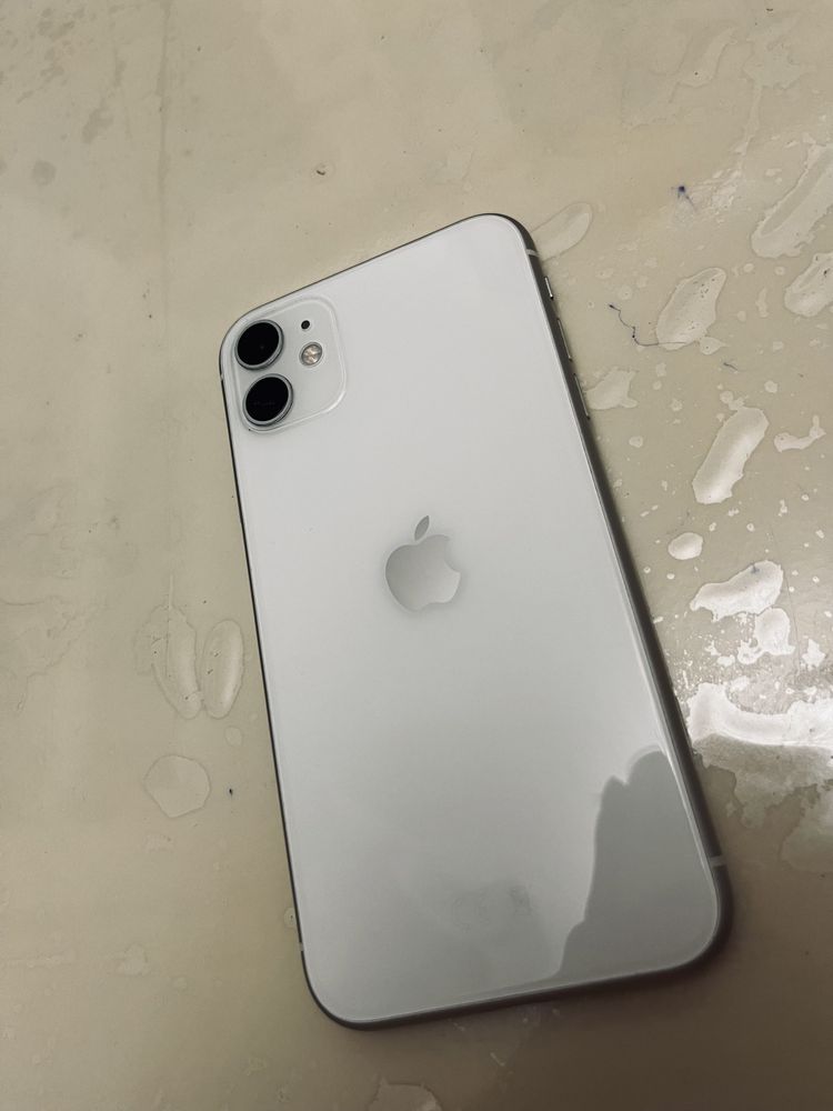 Iphone 11 64 GB 80.000тг.