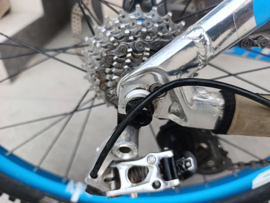 Планински велосипед Мекица GIANT GLORY за скачане. 26/M.