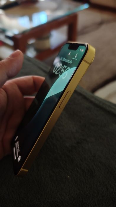 iPhone 14 128Gb impecabil la cutie completa