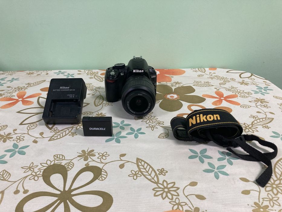 Nikon D3100 + 18-55 mm 3.5-5.6 g