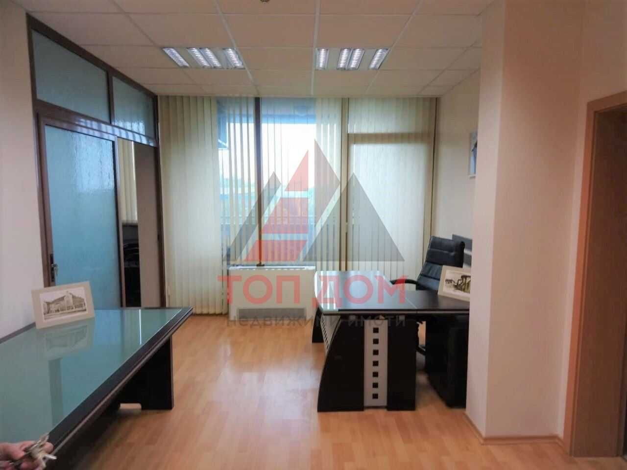 Дава се под наем Офис в Варна, Център - 87 кв.м за 816 € - Снимка #1