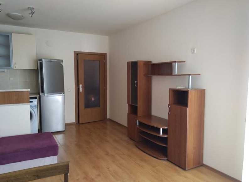 Дава се под наем Двустаен апартамент в Бургас, Зорница - 70 кв.м за 225 € - Снимка #1