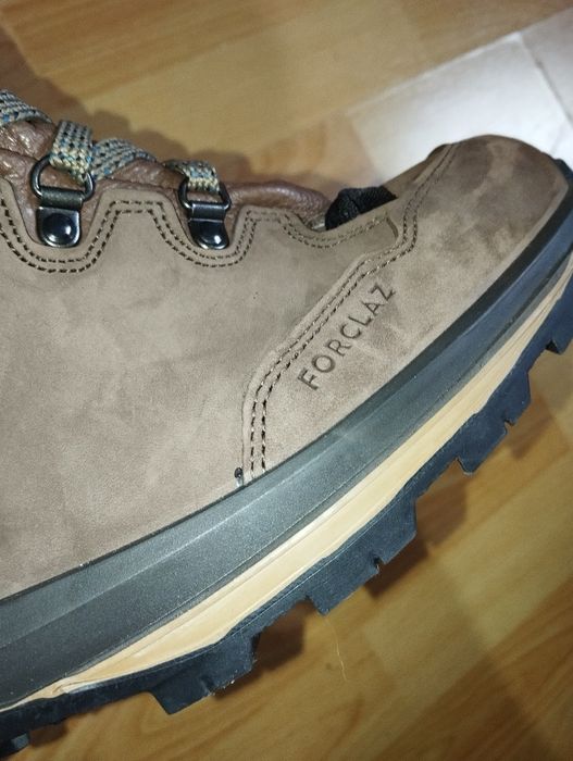 Vând Ghete-Bocanci Drumeți piele intoarsa