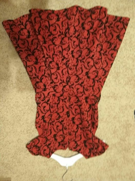 Детска рокля с дантела