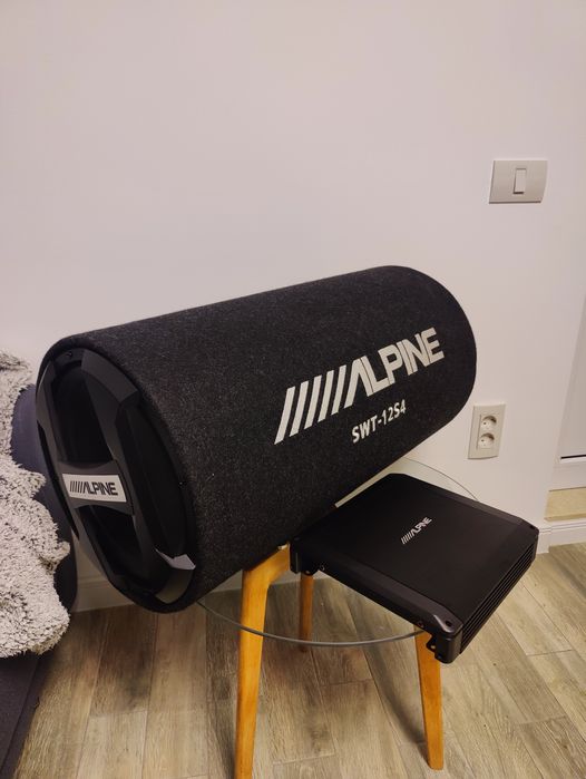 Subwoofer+stație Alpine 300W
