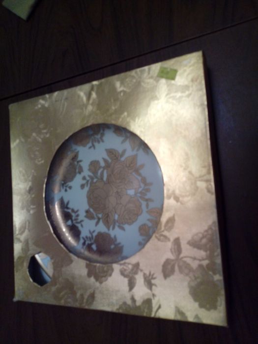 Декоративни чинии арт