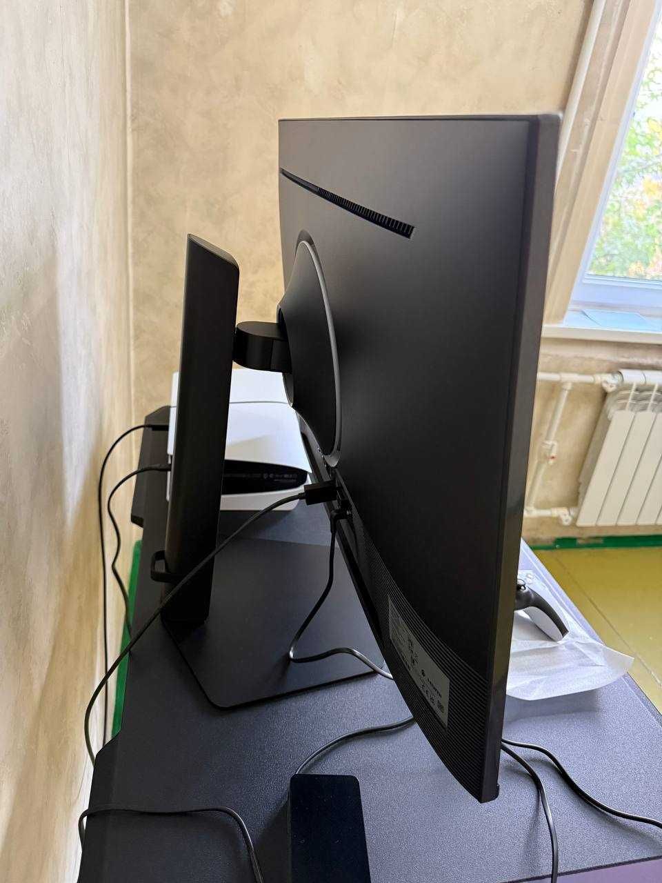 Продам новый 32 дюйм. 4K монитор Samsung Odyssey G7 32 G70D