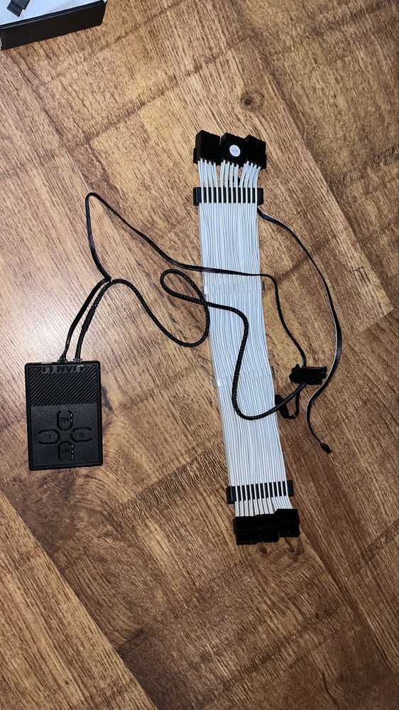 Lian Li STRIMER+ Triple 8-pin GPU RTX 30 Series Extension Cable
