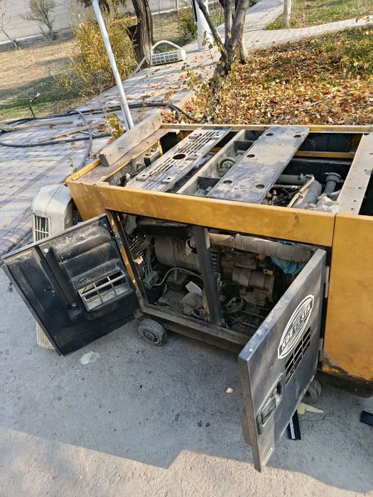 Генератор движок 10 КВ сотилади