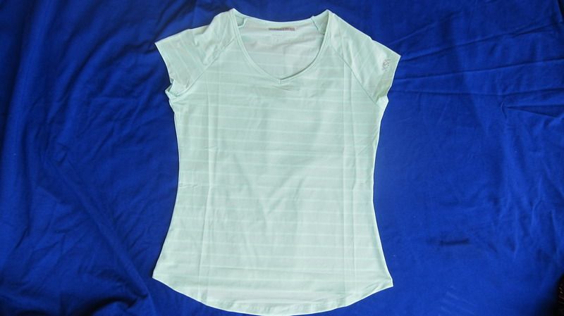 Set Fitnes- Sport VICTORIA 'S SECRET ( tricou, bustiera si colant) s/m