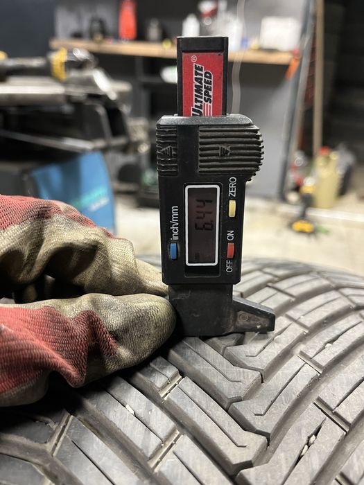 245/40/18 Continental AllSeasonContact