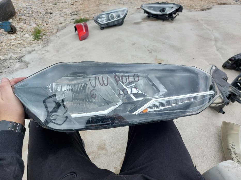 Десен фар VW POLO 6 2023г.