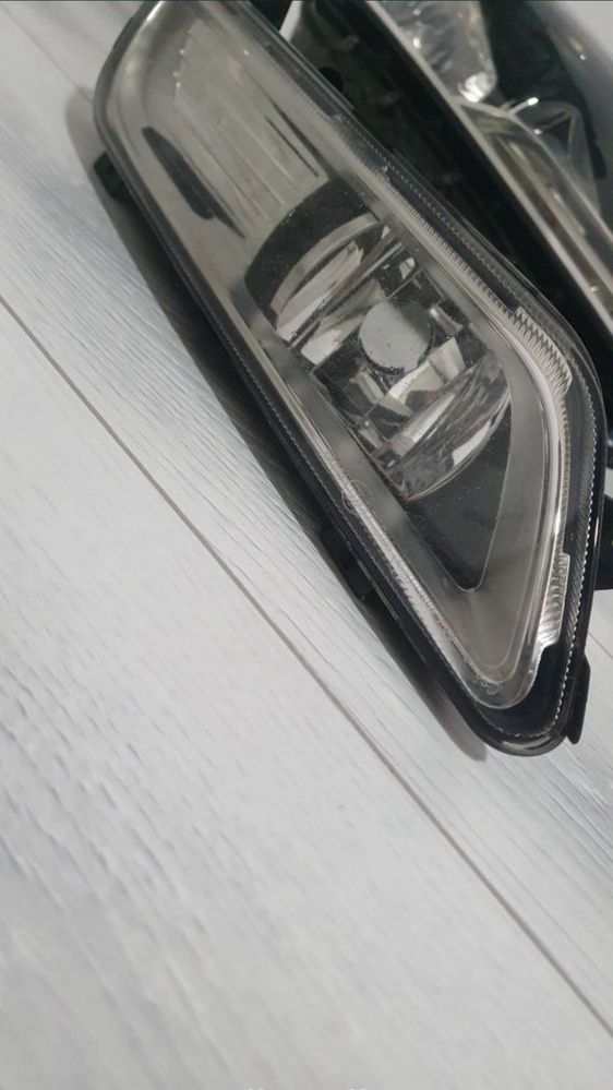 Proiector ceata Passat B7