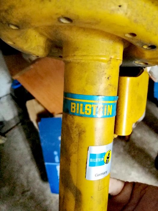 Окачване за Мерцедес, Б клас: 2 амортисьора Bilstein и 4 пружини