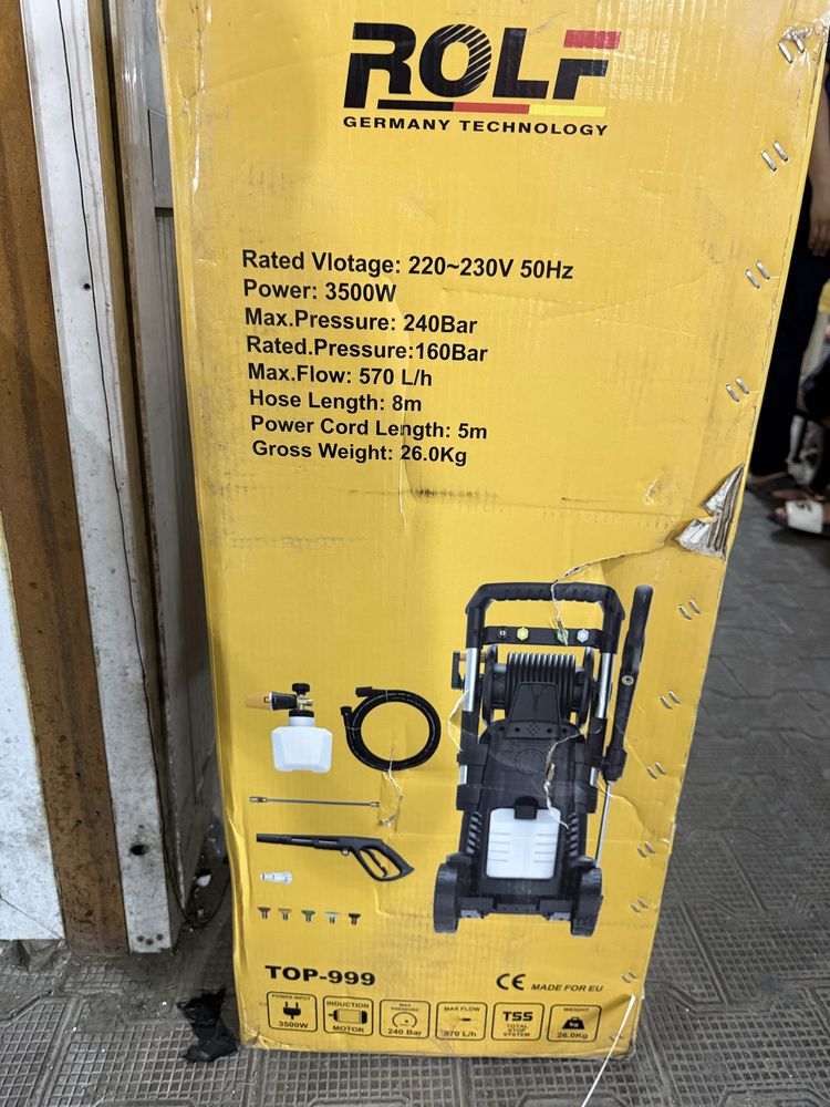 Rolf karcher yana keldi