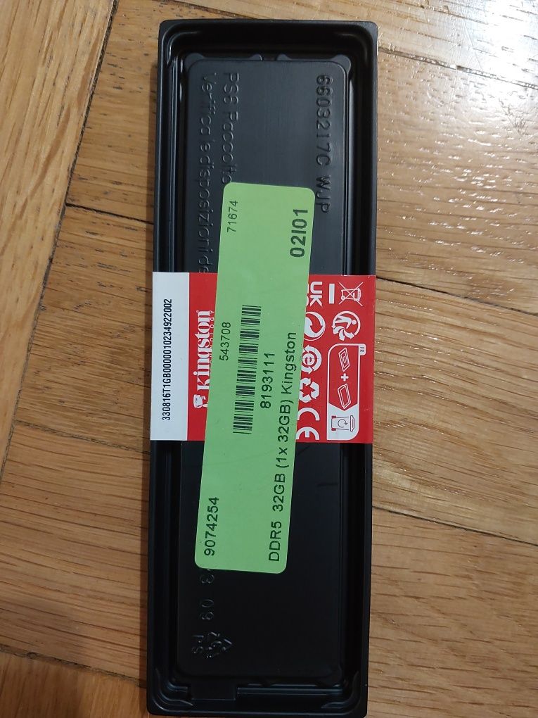 32GB DDR5 Crucial 4800Mhz RAM памети