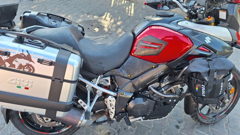 Suzuki Vstrom 1000