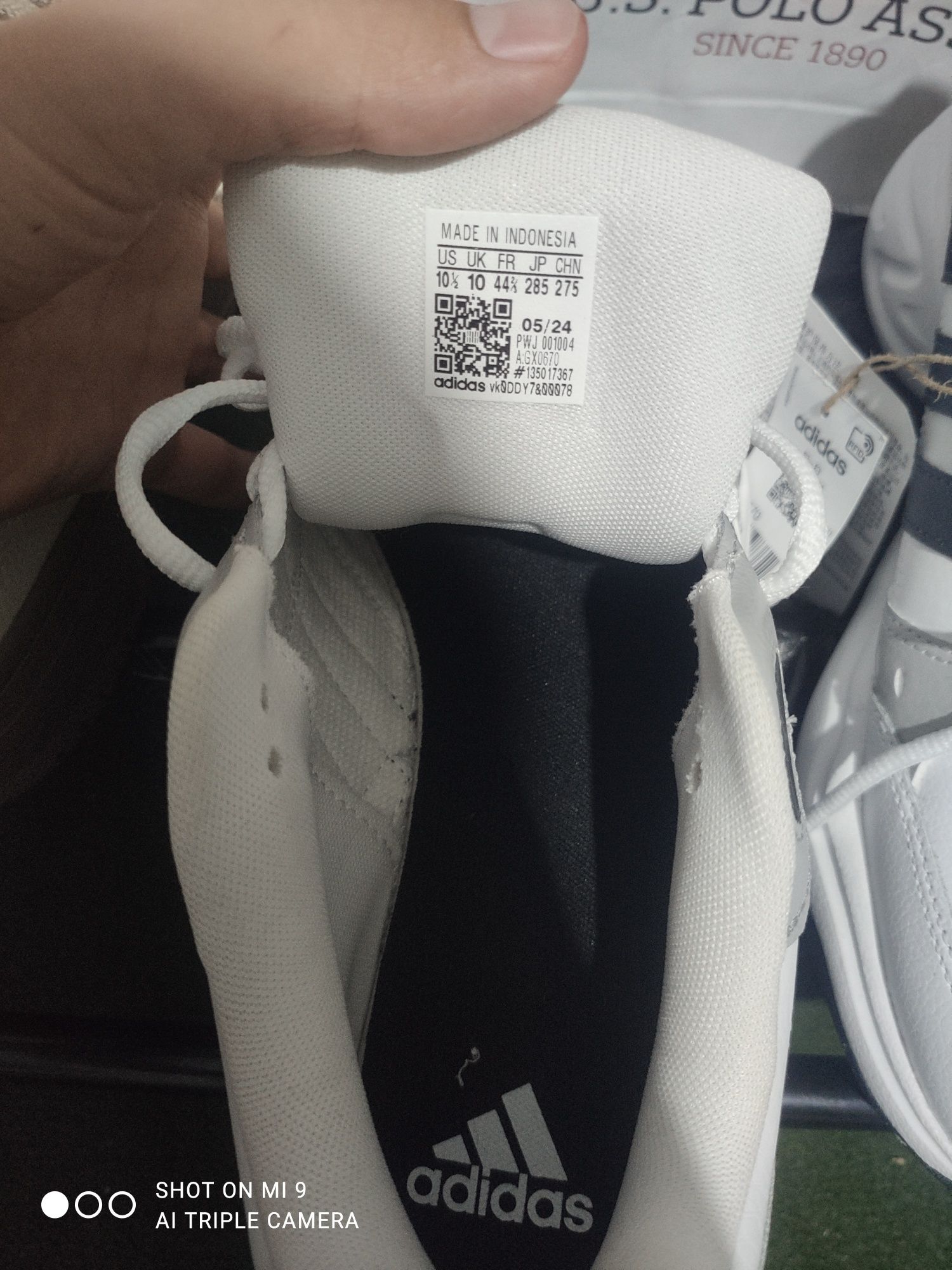 Adidas Strutter GX0670