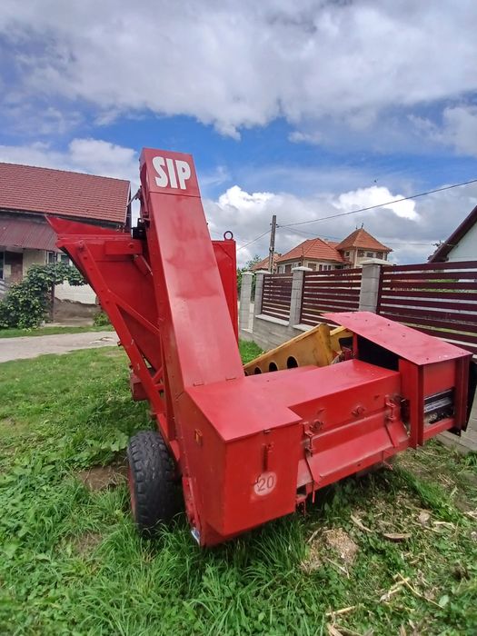 Vand culegator de porumb sip tornado