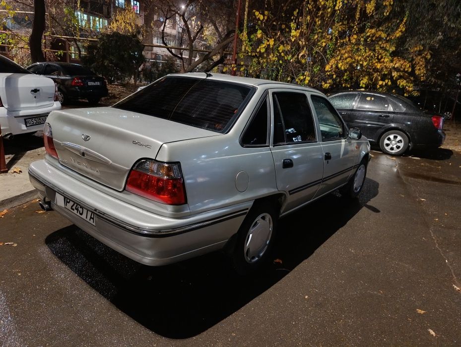 Nexya 1 2007 sotiladi